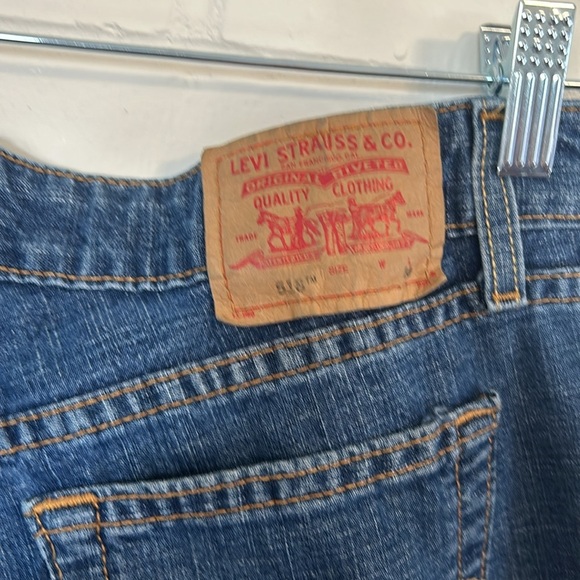 518 Levi’s Straus Superlow Stretch boot cut. 7Jr M 87% Cotton 12% Polyester (2) - Picture 3 of 6